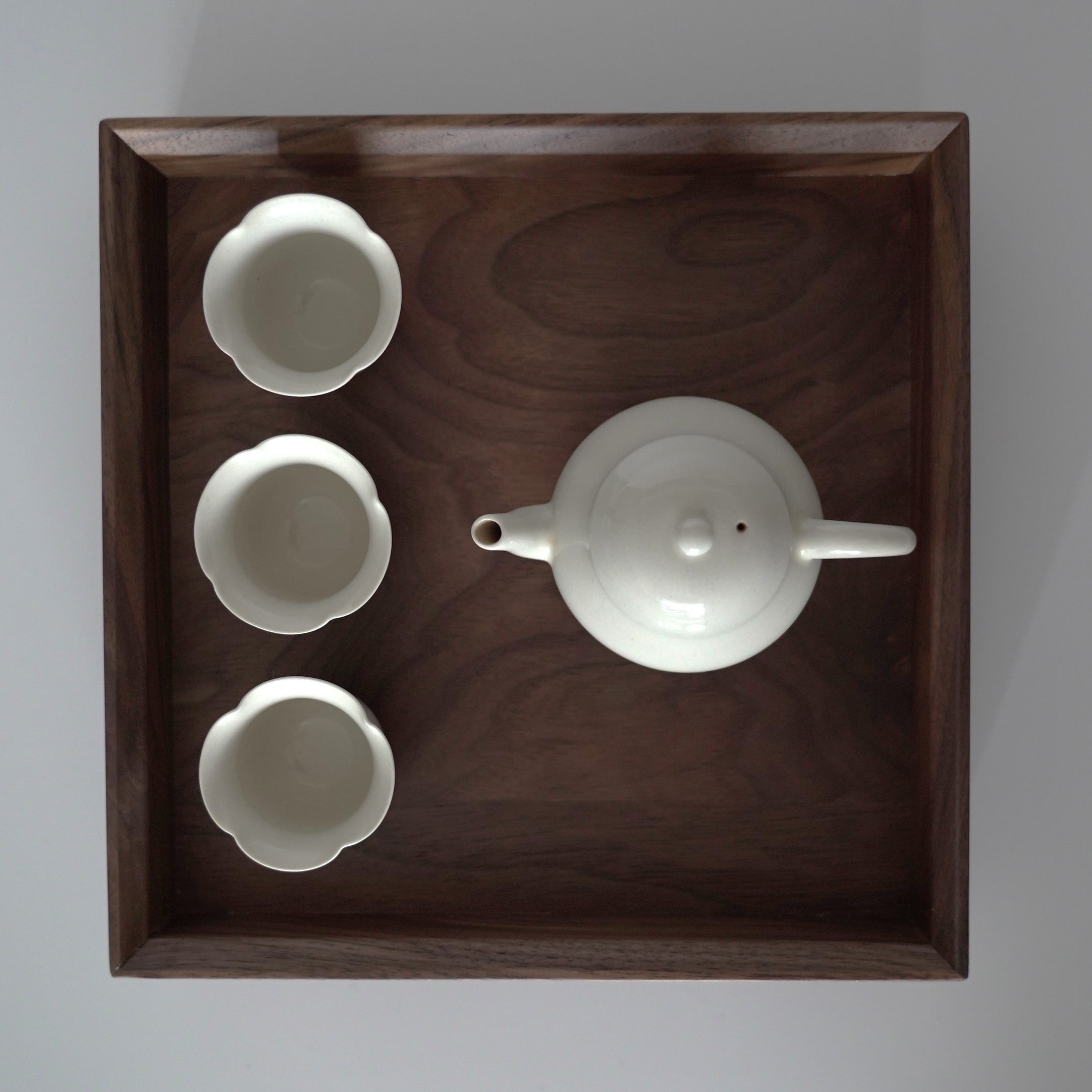 木製正方盆大　クルミ