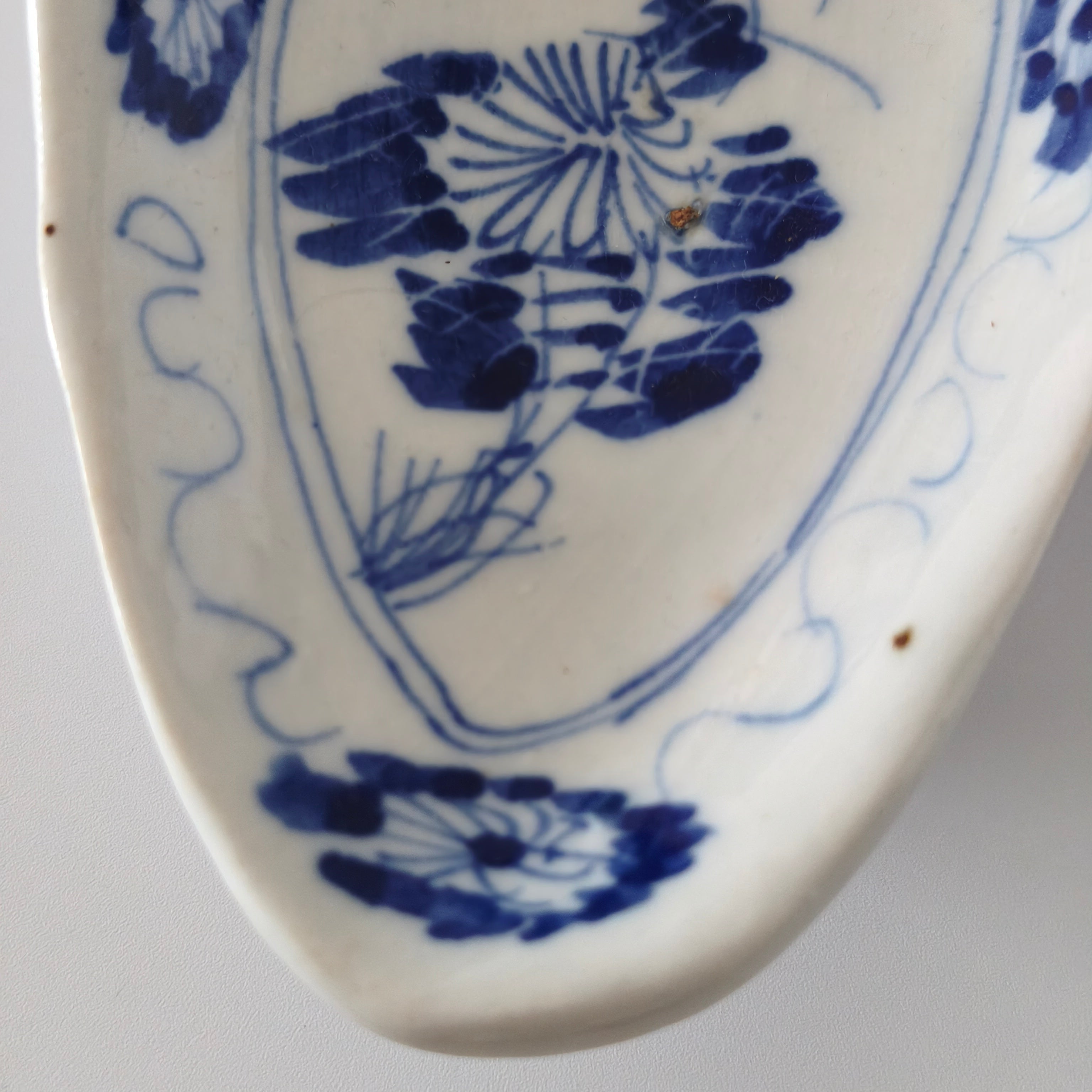 青花花卉文高台皿②小