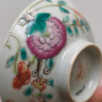 粉彩花鳥文蓋碗②