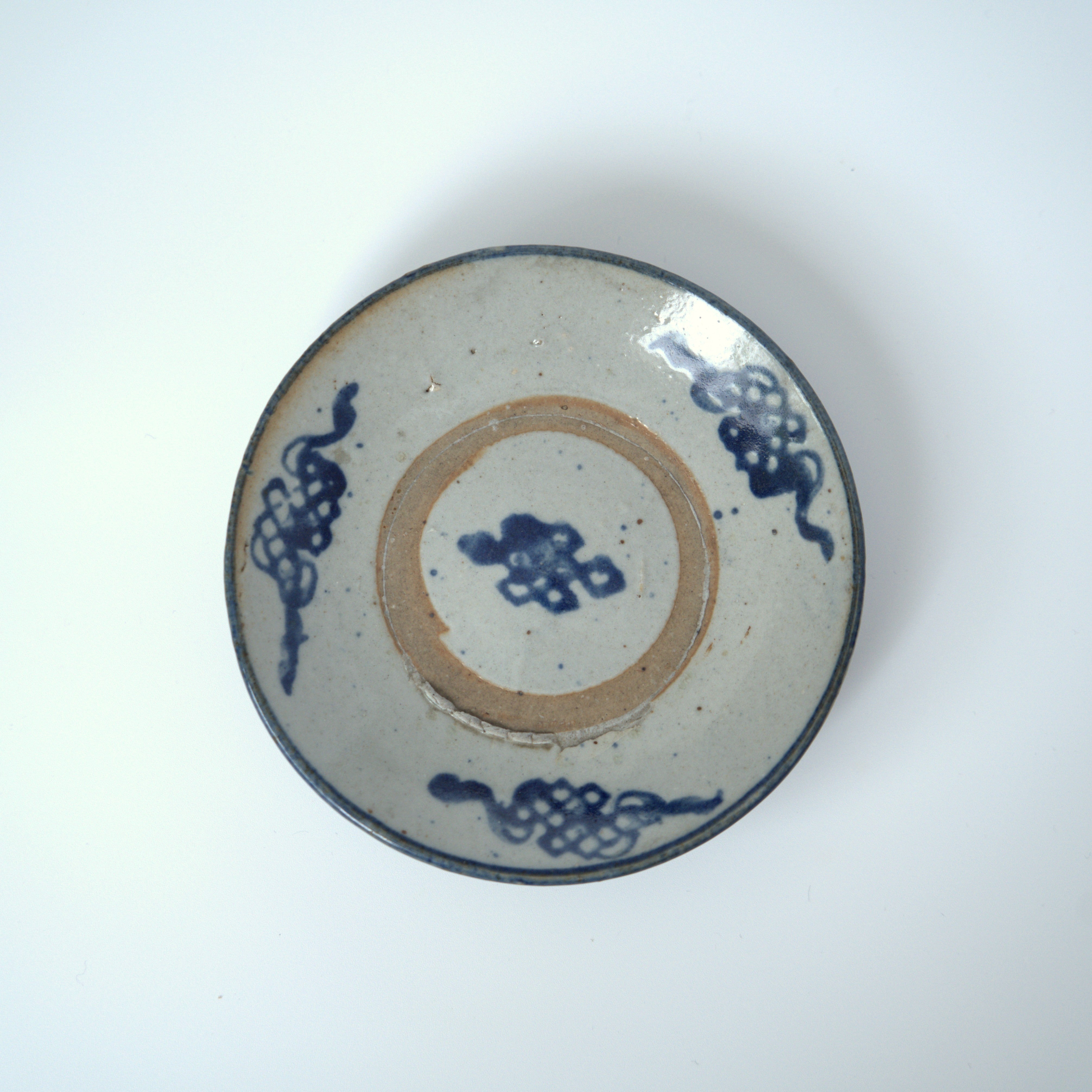 青花中国結文小皿①