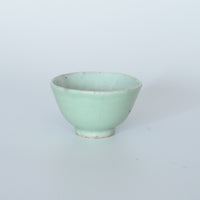 豆青釉茶杯②