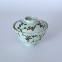 粉彩四季花文蓋碗②