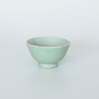 豆青釉茶杯⑤