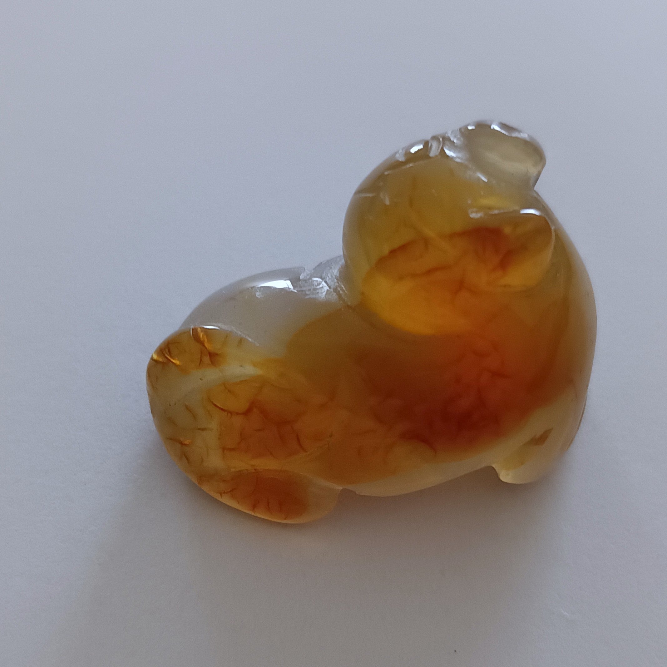 石製回頭猫茶枕左⑥