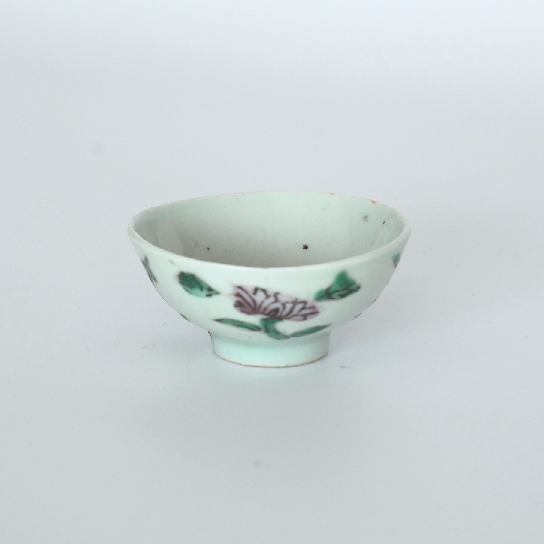 粉彩四季花文茶杯⑤