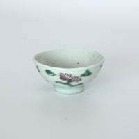 粉彩四季花文茶杯⑤