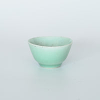 豆青釉茶杯⑥