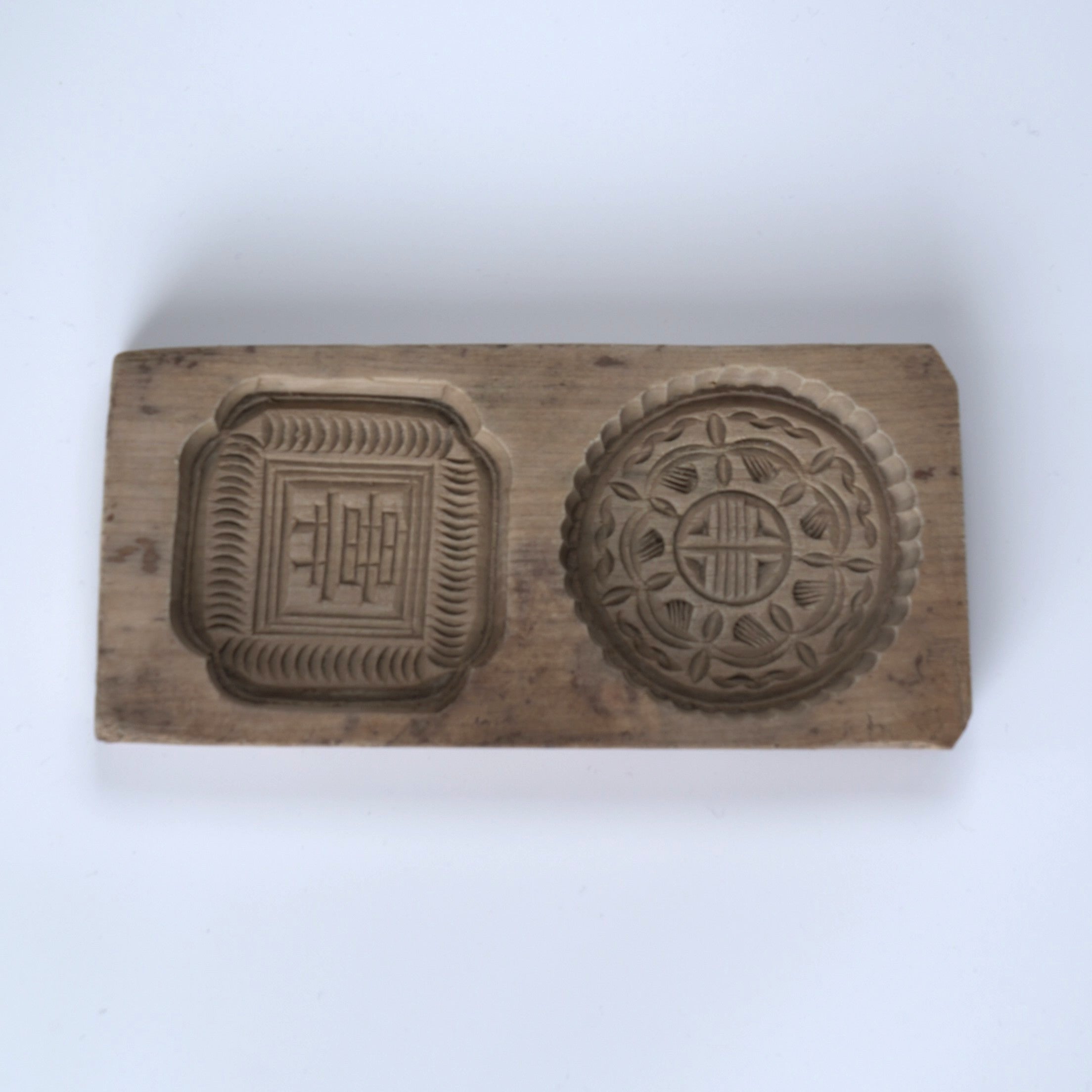 木彫双喜寿文月餅型